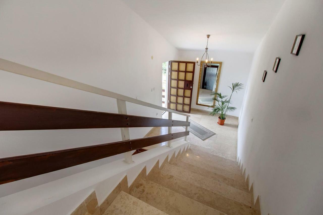 Apartments Mirella มาลีโลชินจ์ ภายนอก รูปภาพ