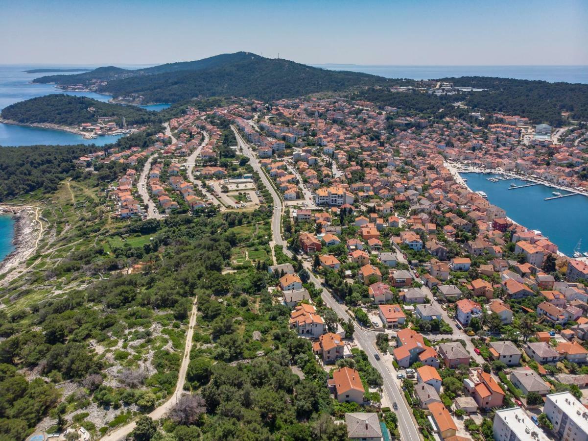 Apartments Mirella มาลีโลชินจ์ ภายนอก รูปภาพ