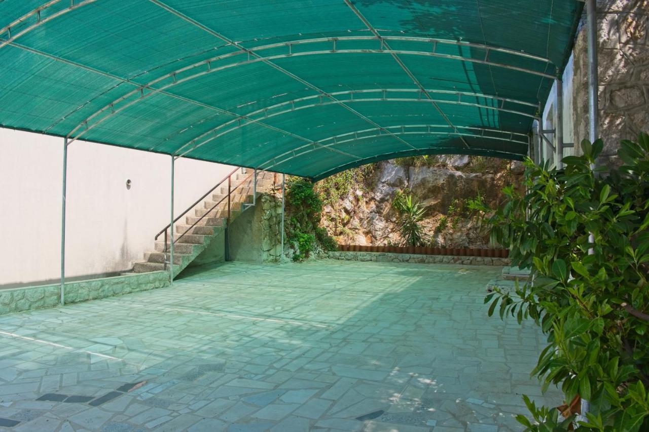 Apartments Mirella มาลีโลชินจ์ ภายนอก รูปภาพ